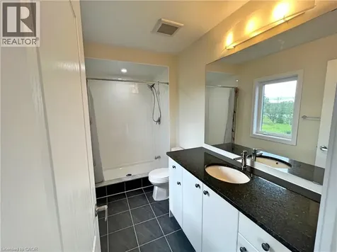 66 Aviron Crescent Welland ON L3B 0M3