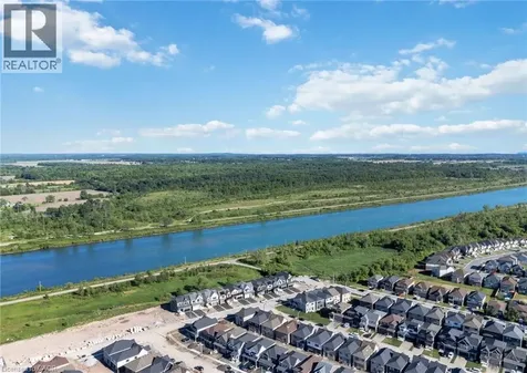66 Aviron Crescent Welland ON L3B 0M3