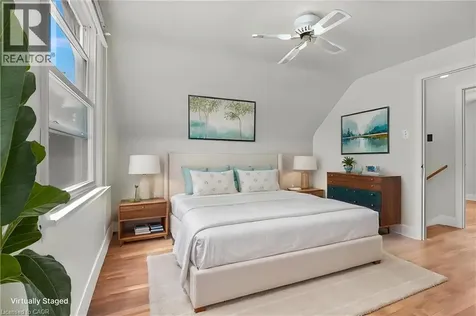128 East 39th Street Hamilton ON L8V 4H3