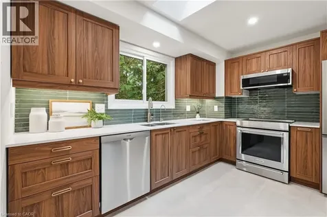 67 Longwood Drive Waterloo ON N2L 4B6