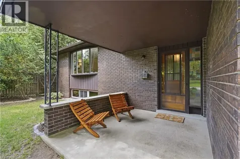 67 Longwood Drive Waterloo ON N2L 4B6