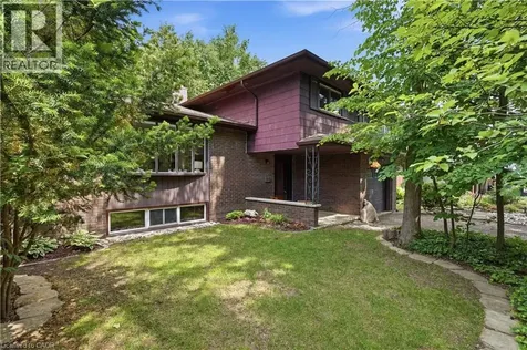 67 Longwood Drive Waterloo ON N2L 4B6