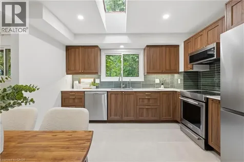 67 Longwood Drive Waterloo ON N2L 4B6