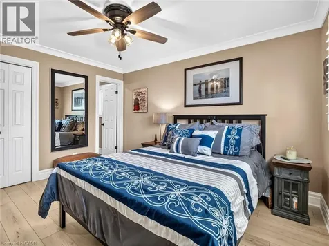 6986 Glengowan Crescent Niagara Falls ON L2J 3R8