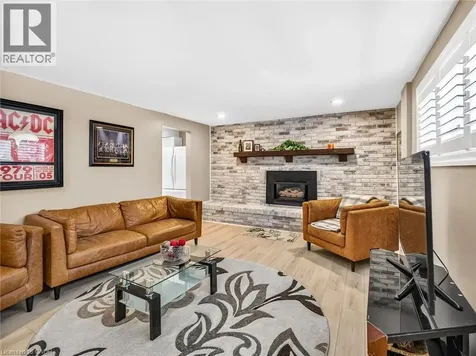 6986 Glengowan Crescent Niagara Falls ON L2J 3R8