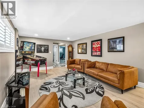6986 Glengowan Crescent Niagara Falls ON L2J 3R8
