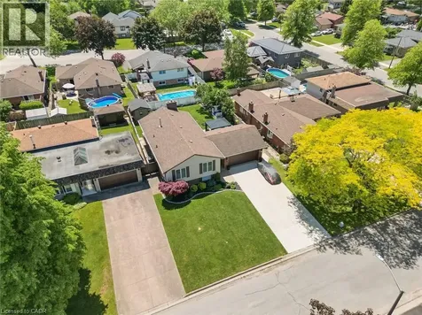 6986 Glengowan Crescent Niagara Falls ON L2J 3R8