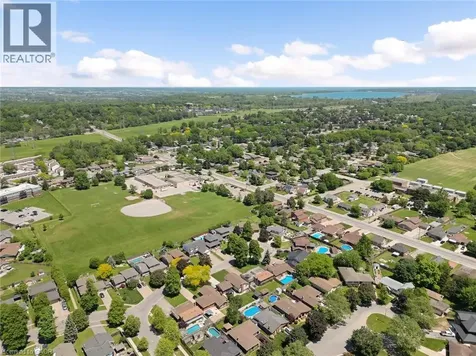 6986 Glengowan Crescent Niagara Falls ON L2J 3R8