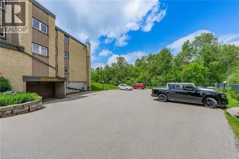 6 Shettleston Drive Cambridge ON N3H 5E7
