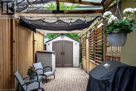 403 Broad Street East Dunnville ON N1A 1G6