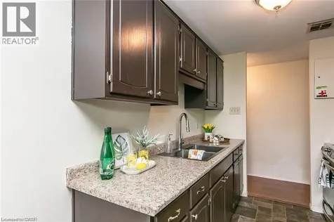 30 Avalon Place Kitchener ON N2M 4N6