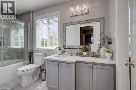 101 Edgemere Drive Cambridge ON N1P 1E9