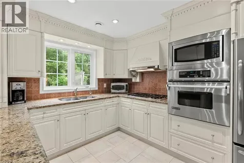 27 Oak Drive Niagara-on-the-lake ON L0S 1J0