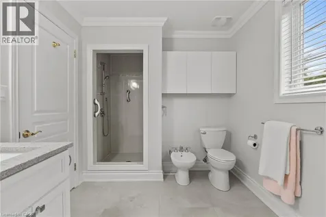27 Oak Drive Niagara-on-the-lake ON L0S 1J0