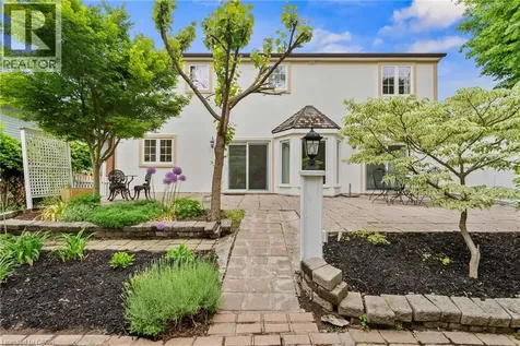 27 Oak Drive Niagara-on-the-lake ON L0S 1J0