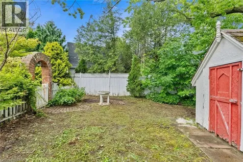 27 Oak Drive Niagara-on-the-lake ON L0S 1J0
