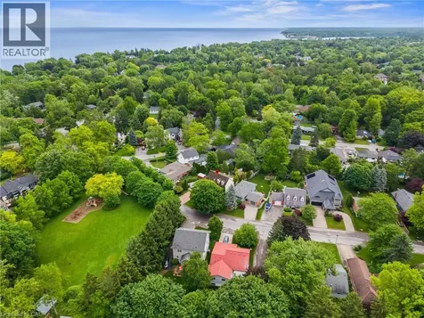 27 Oak Drive Niagara-on-the-lake ON L0S 1J0