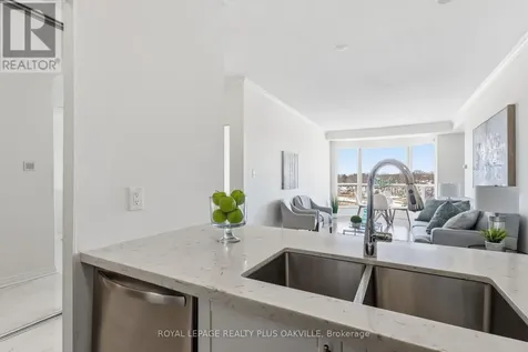 2511 Lakeshore Road West Oakville (br Bronte) ON L6L 6L9