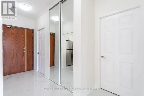 2511 Lakeshore Road West Oakville (br Bronte) ON L6L 6L9