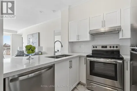 2511 Lakeshore Road West Oakville (br Bronte) ON L6L 6L9