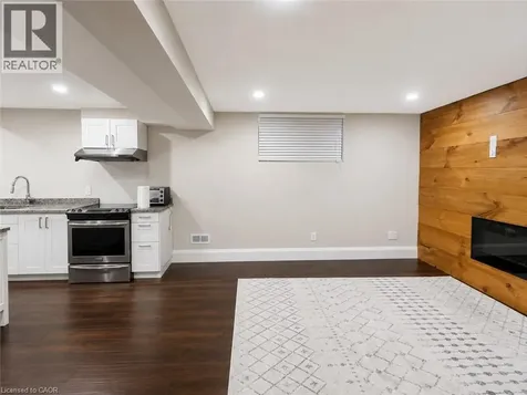 262 Sweet Gale Street Waterloo ON N2V 0B4