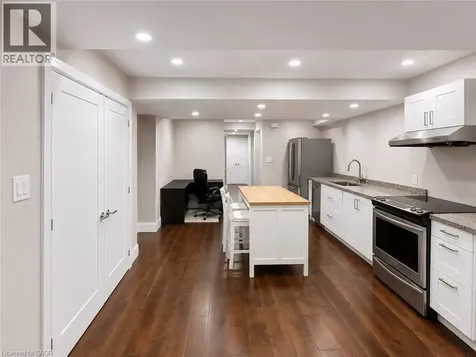 262 Sweet Gale Street Waterloo ON N2V 0B4