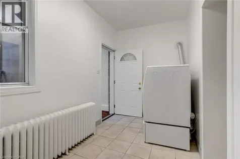 136 Ontario Avenue Hamilton ON L8N 2X3