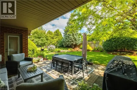 333 Deer Ridge Drive Kitchener ON N2P 2K6