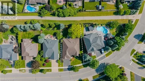 333 Deer Ridge Drive Kitchener ON N2P 2K6