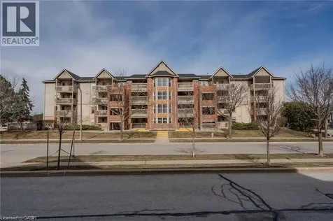 4015 Kilmer Drive Burlington ON L7M 4M4
