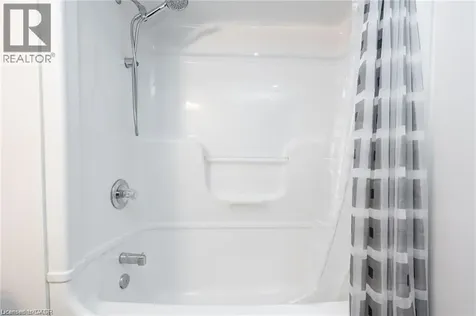 4015 Kilmer Drive Burlington ON L7M 4M4