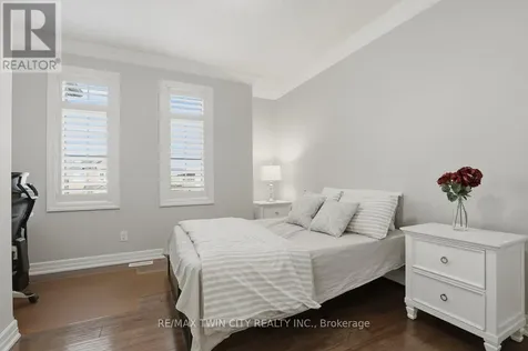 550 Brittania Crescent Kitchener ON N2R 0B1