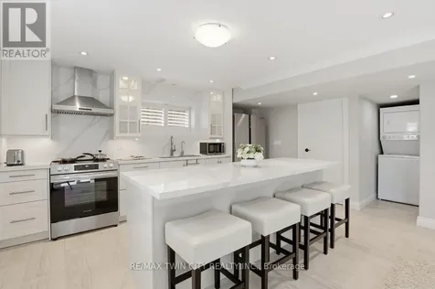 550 Brittania Crescent Kitchener ON N2R 0B1
