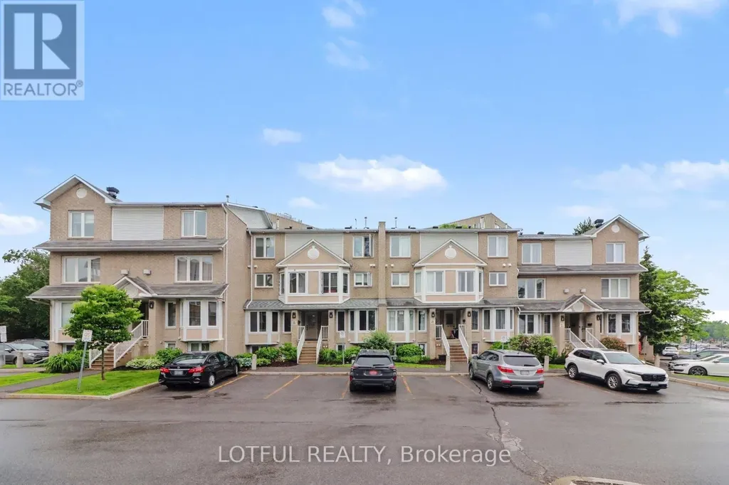 1663 Locksley Lane Ottawa ON K1J 1B6