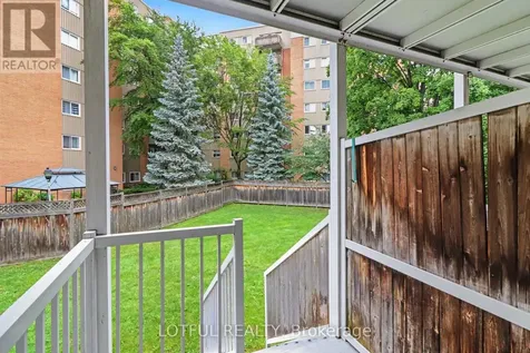 1663 Locksley Lane Ottawa ON K1J 1B6