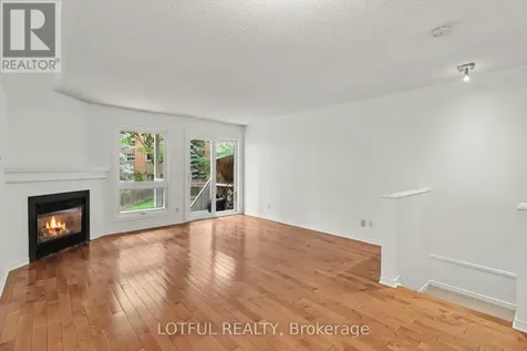 1663 Locksley Lane Ottawa ON K1J 1B6