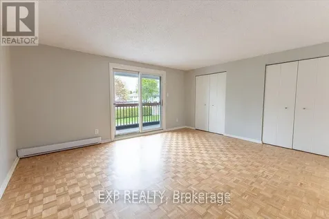 15 Jansen Road Ottawa ON K2H 5W6