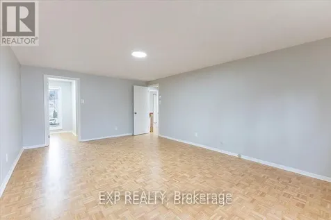 15 Jansen Road Ottawa ON K2H 5W6