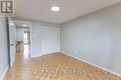 15 Jansen Road Ottawa ON K2H 5W6