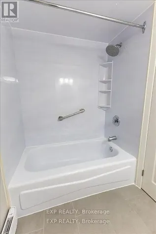 15 Jansen Road Ottawa ON K2H 5W6