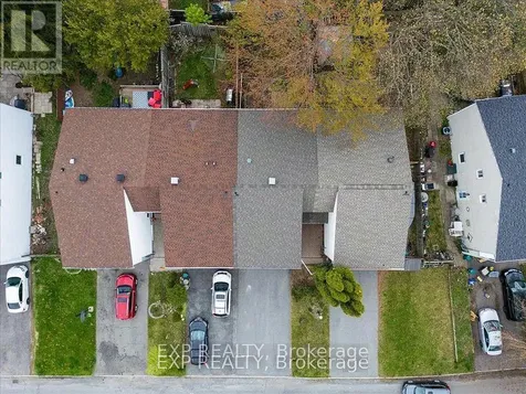 15 Jansen Road Ottawa ON K2H 5W6