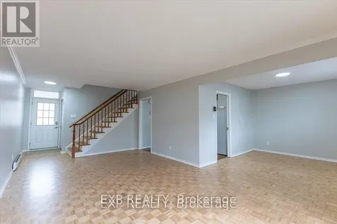 15 Jansen Road Ottawa ON K2H 5W6