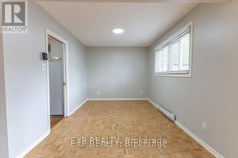 15 Jansen Road Ottawa ON K2H 5W6
