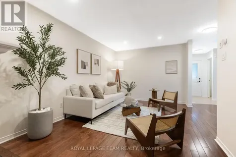 90 Blackdome Crescent Ottawa ON K2T 1B1