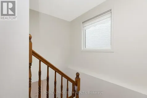 90 Blackdome Crescent Ottawa ON K2T 1B1