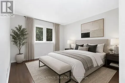 90 Blackdome Crescent Ottawa ON K2T 1B1