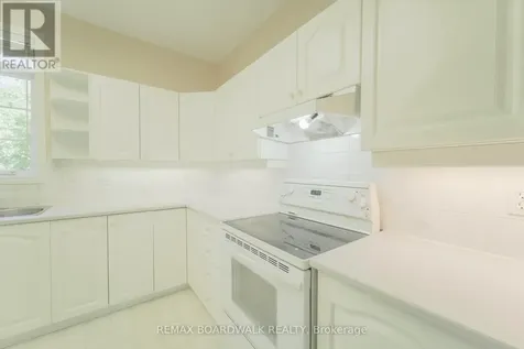 57 Mattawa Crescent Ottawa ON K2M 2E8