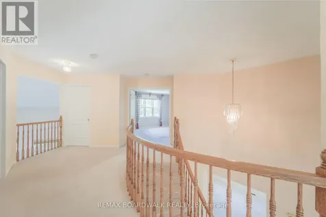 57 Mattawa Crescent Ottawa ON K2M 2E8