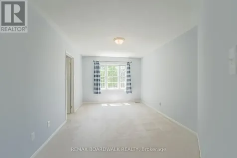 57 Mattawa Crescent Ottawa ON K2M 2E8