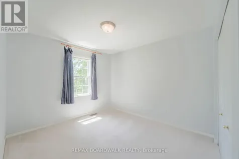 57 Mattawa Crescent Ottawa ON K2M 2E8